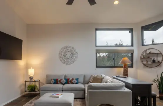 axkiuwuqoispyfqtdmsd