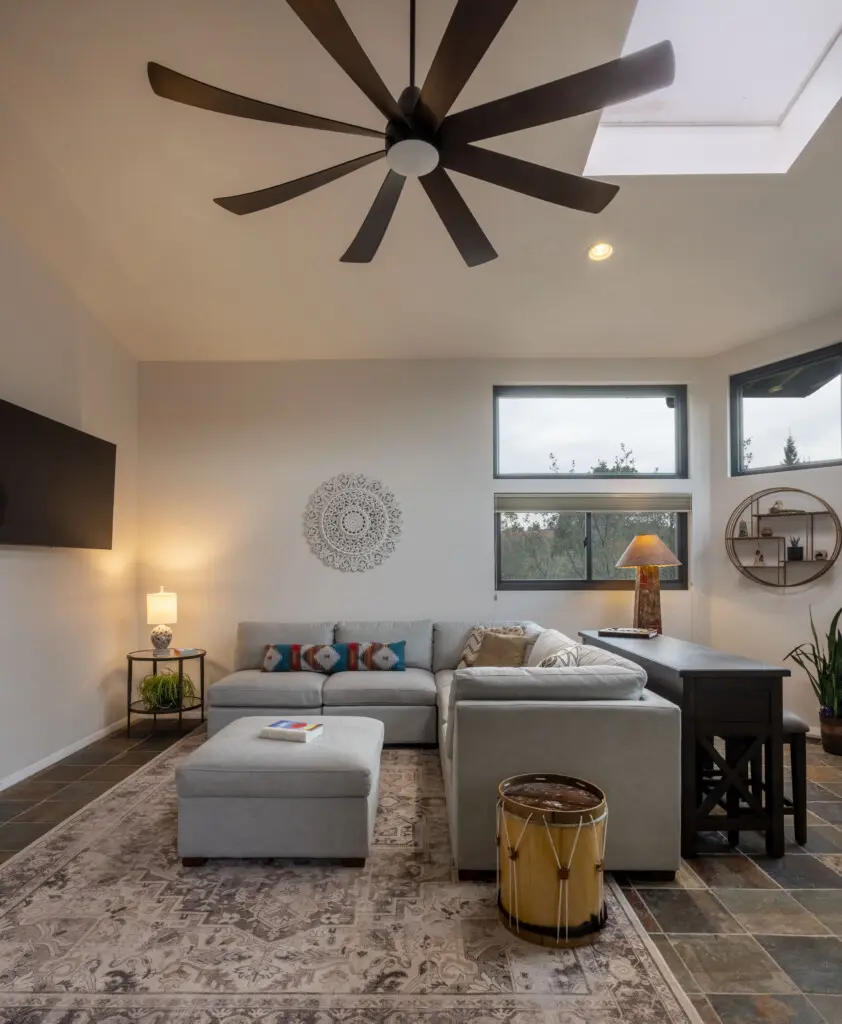 axkiuwuqoispyfqtdmsd