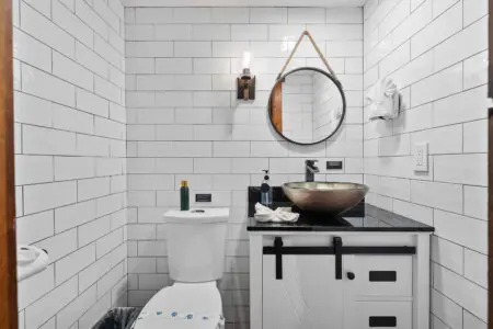 bqf4vrszvlolnafscco2