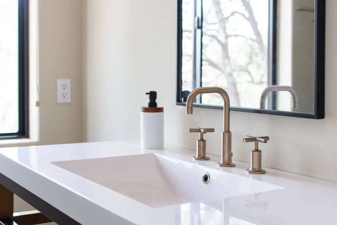 deteqzwm1uof25vabfp5