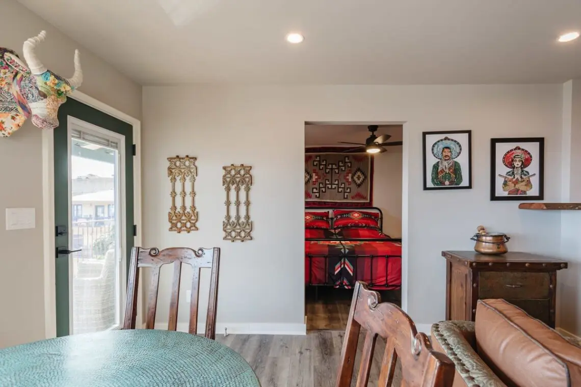 eqn1q7lpqbz825ivglgs