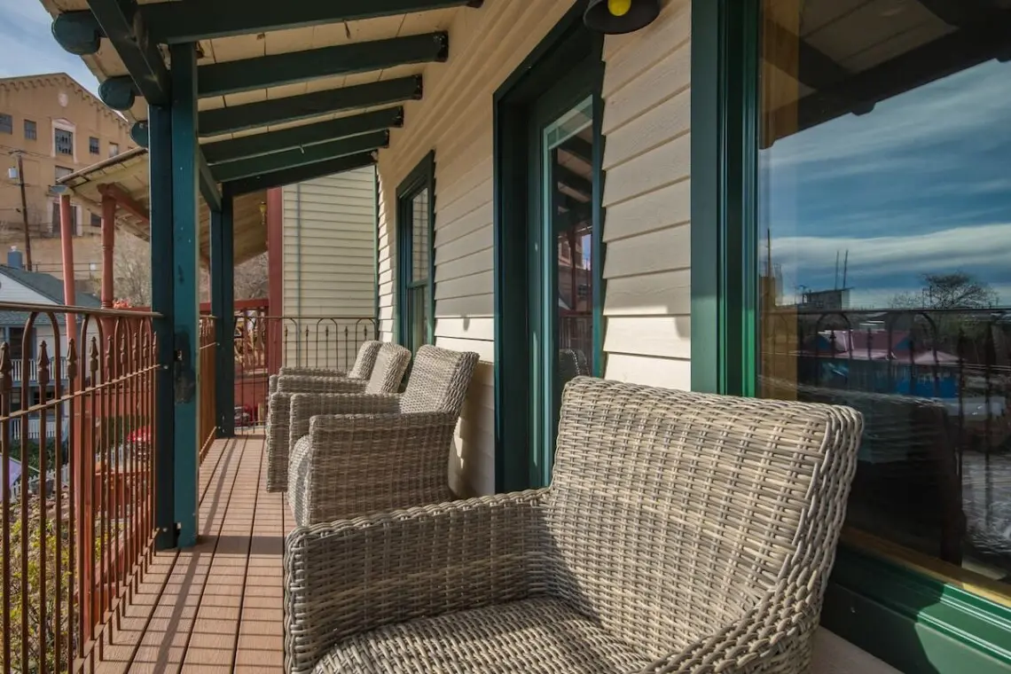 iotj74danlisnqqh8dvw