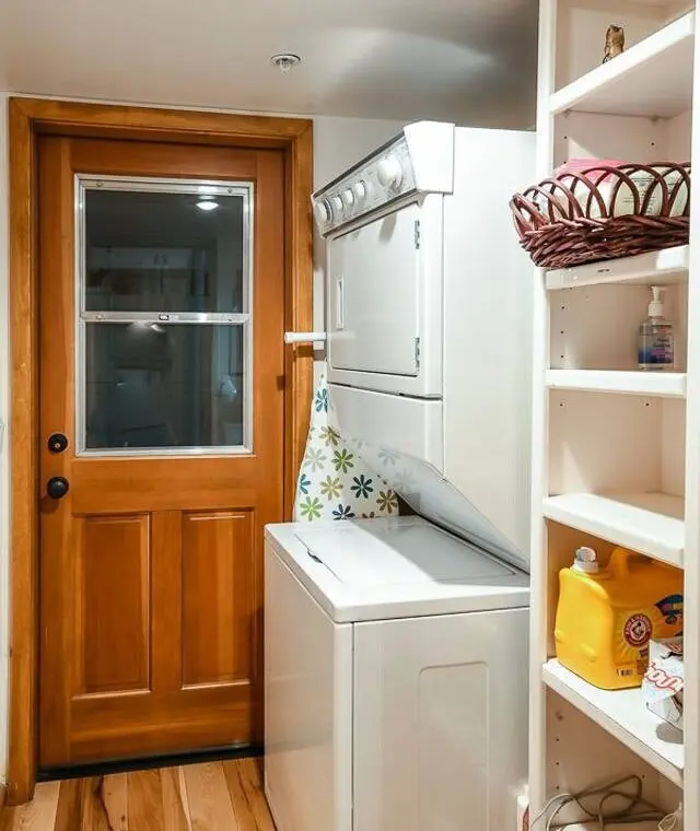 original 17813568 1569316104