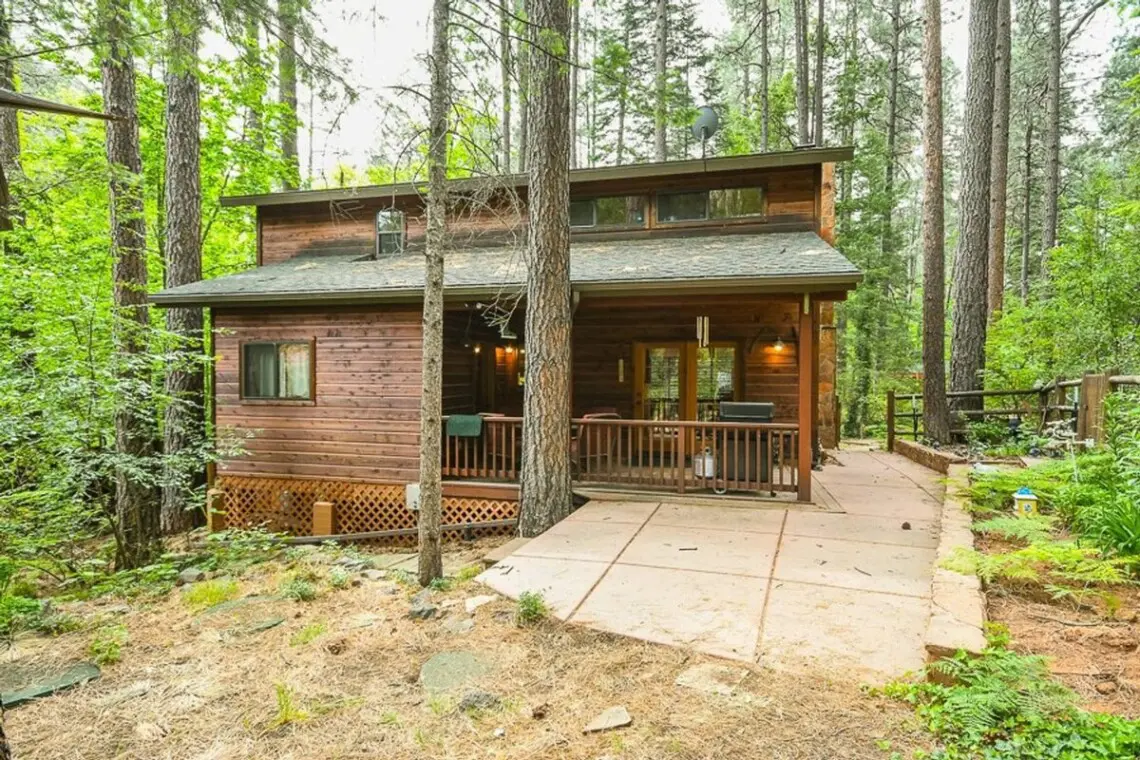 original 17813568 1569316266