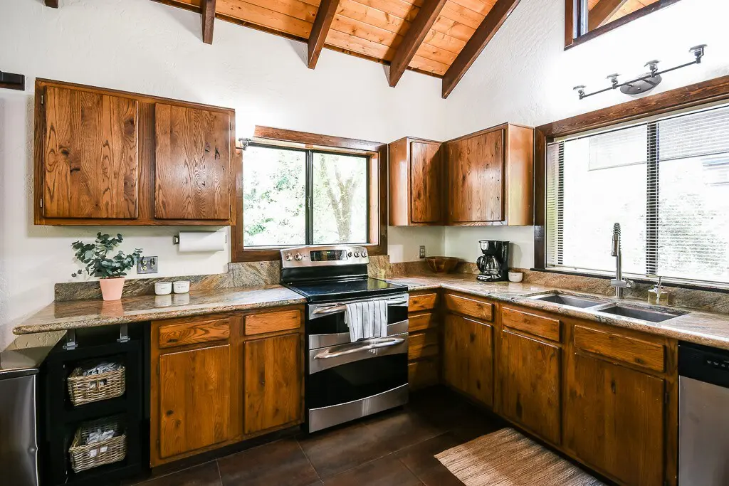 original 37089945 1067470641