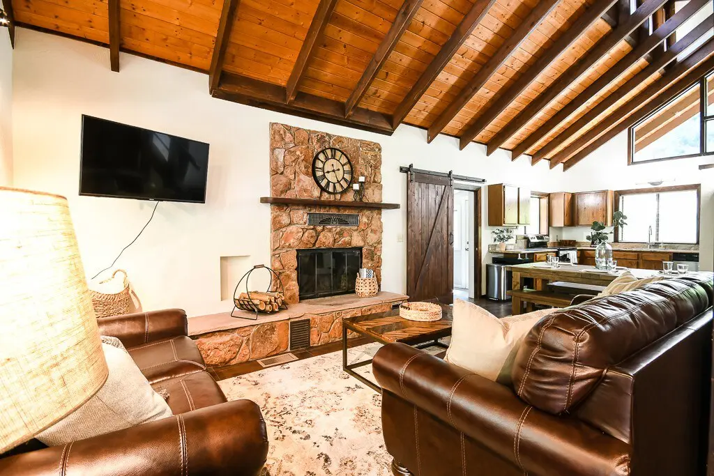 original 37089945 1067470794