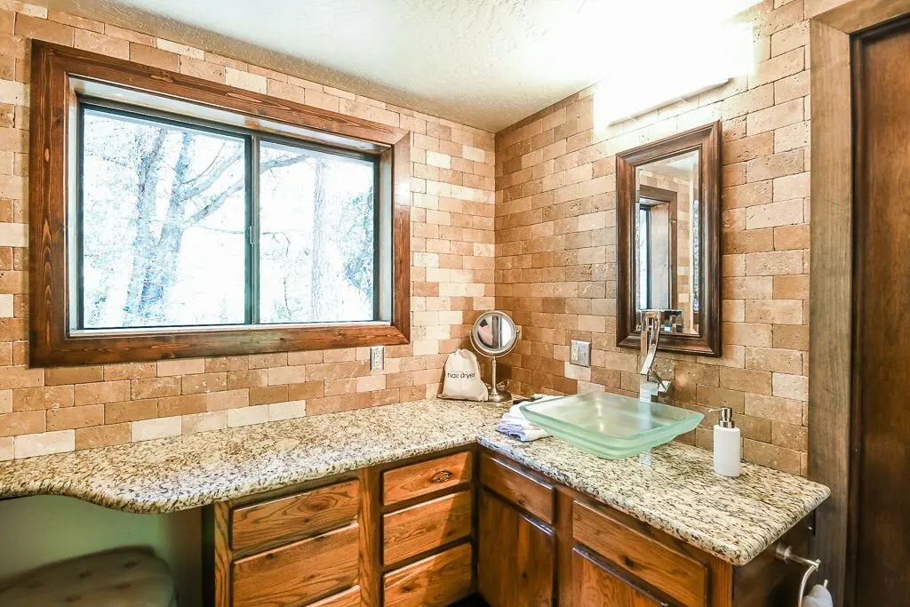 original 37089945 1067470890