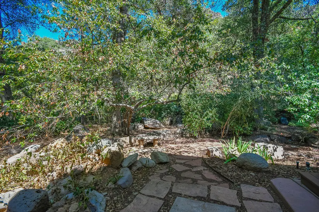 original 37089945 1067470986