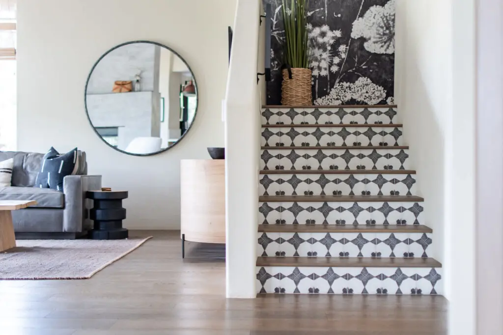 ub7dkvuwvtcworcr7vbv