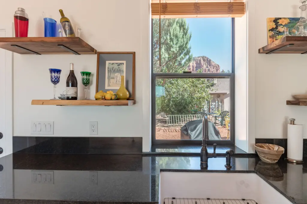 g67hvggu89flwxxiut6l