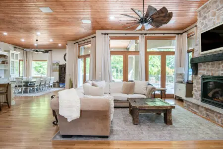 j8ud2busyhu7cfcyn2on