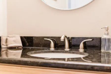 k9z8bvrgw1fk0wnhujqt