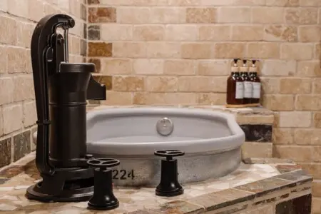 original 31919263 1568006198