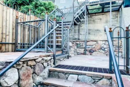 original 53921887 1307276608