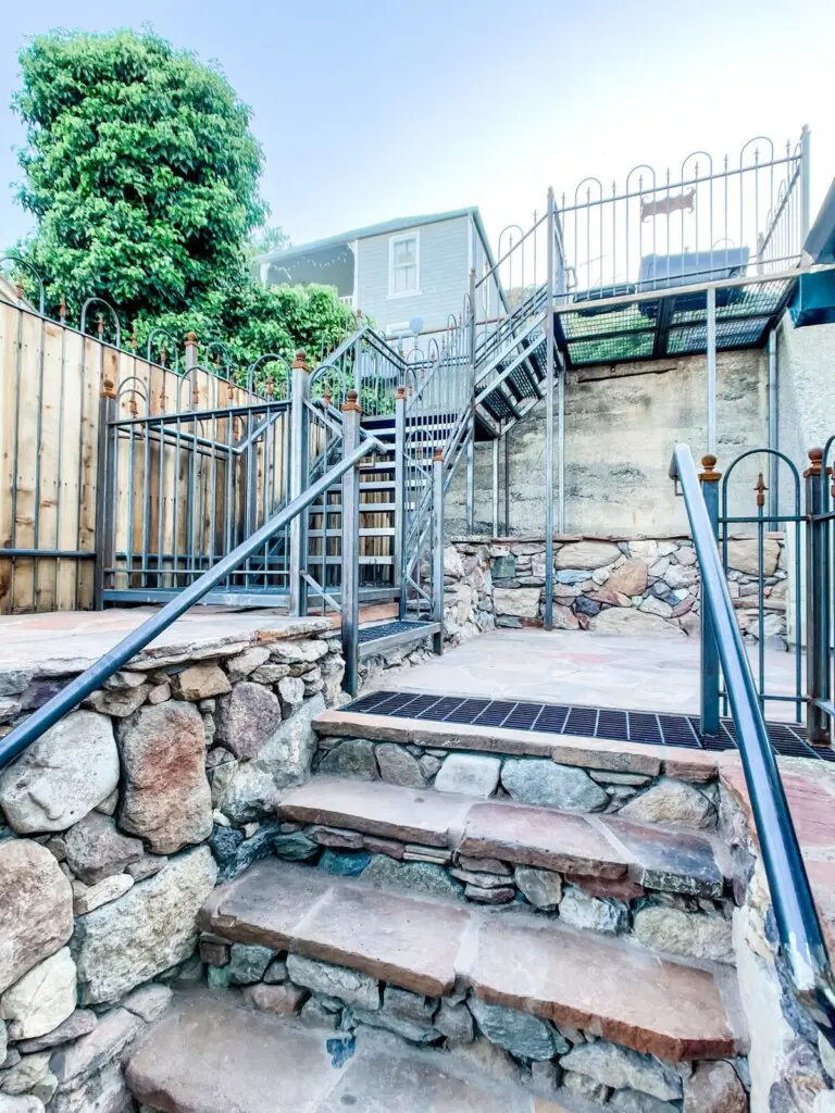 original 53921887 1307276608