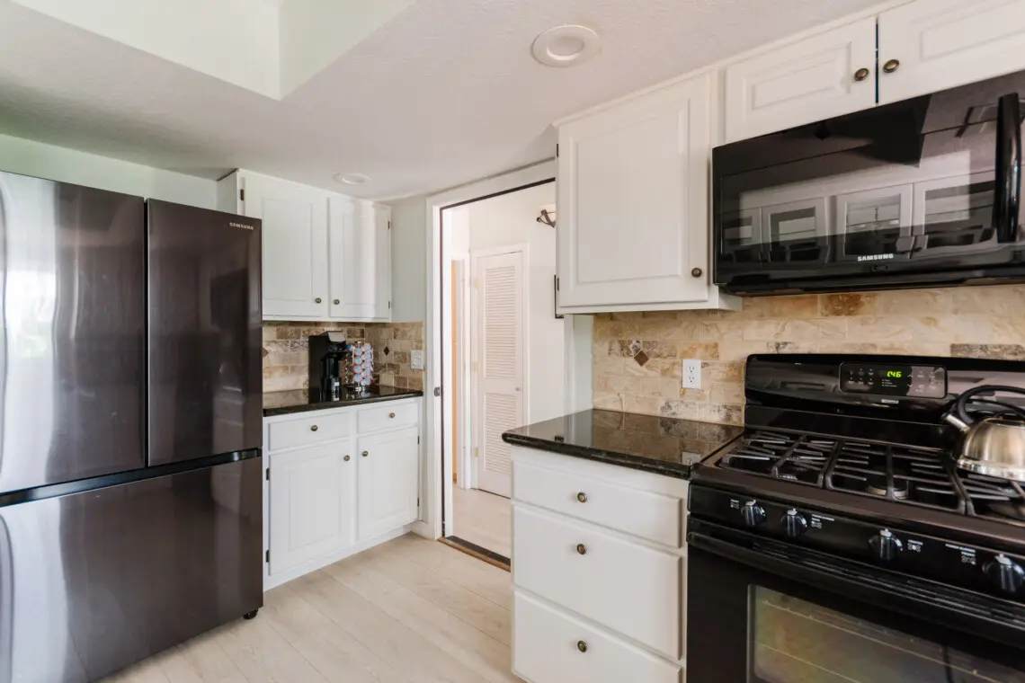 t9kh8lwi49g4sfavzeei