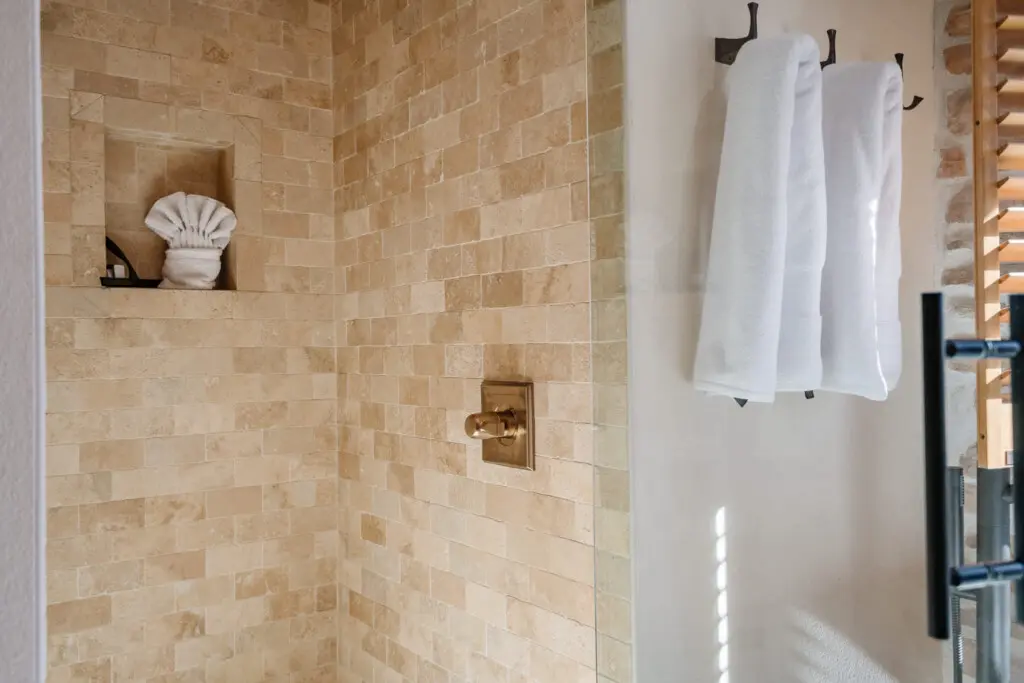 y4vehl0vo5bs5ntdhc8d