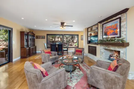 e4a8bjjhqshl3zg1iqu1