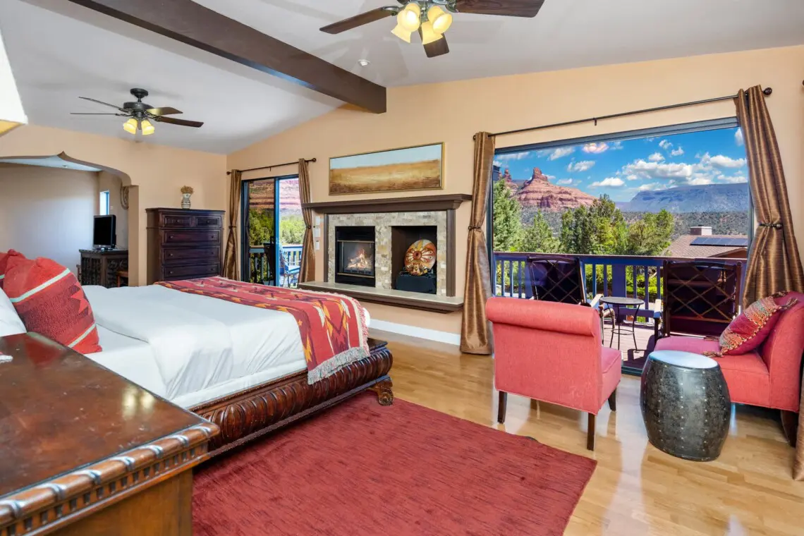 pnlxhxptbisvoypqy52v