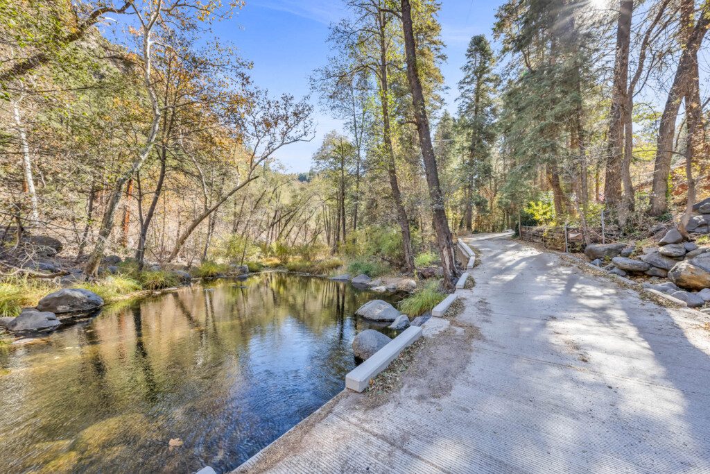 ezmvi8koo974owau5ue9